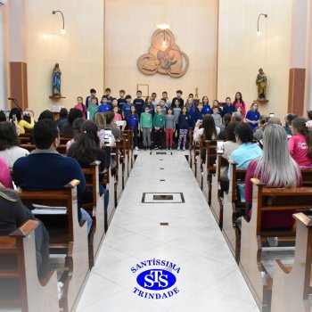 Missa na Capela conta com participação dos estudantes e famílias do 4º ano