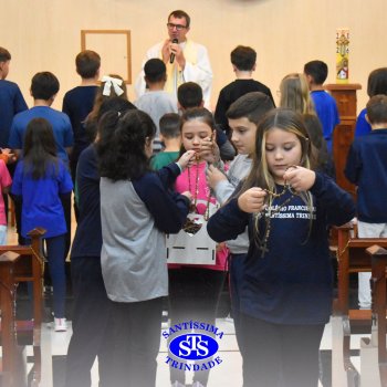 Missa na Capela conta com participação dos estudantes e famílias do 4º ano
