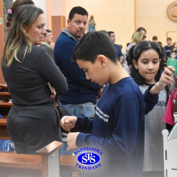 Missa na Capela conta com participação dos estudantes e famílias do 4º ano