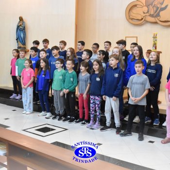 Missa na Capela conta com participação dos estudantes e famílias do 4º ano