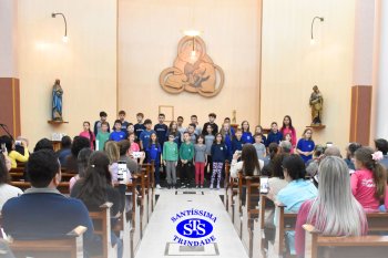 Missa na Capela conta com participação dos estudantes e famílias do 4º ano