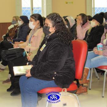 Professores reunidos em manhã de formação