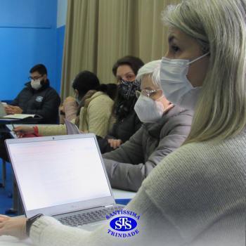 Professores reunidos em manhã de formação