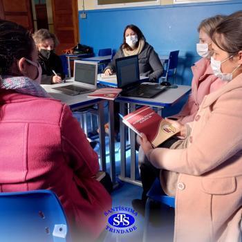 Professores reunidos em manhã de formação