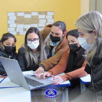 Professores reunidos em manhã de formação