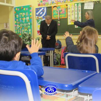 Dom Nélio, Bispo Diocesano, visita o Santíssima 