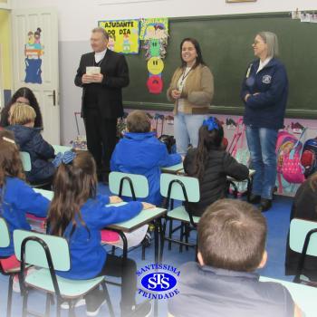 Dom Nélio, Bispo Diocesano, visita o Santíssima 