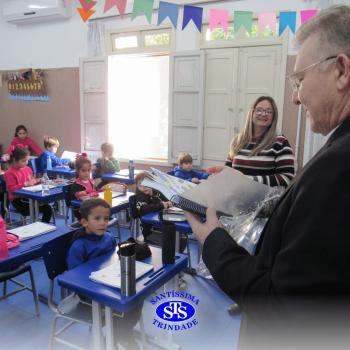 Dom Nélio, Bispo Diocesano, visita o Santíssima 