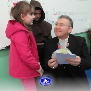 Dom Nélio, Bispo Diocesano, visita o Santíssima 