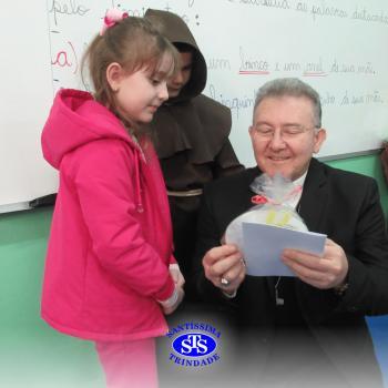 Dom Nélio, Bispo Diocesano, visita o Santíssima 