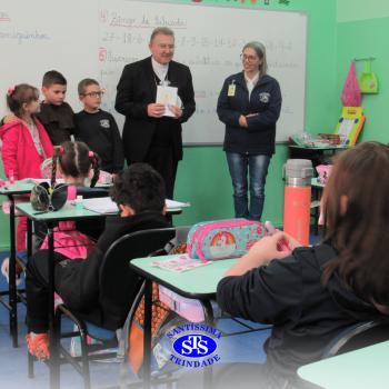 Dom Nélio, Bispo Diocesano, visita o Santíssima 