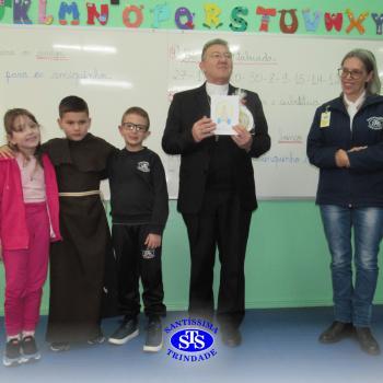 Dom Nélio, Bispo Diocesano, visita o Santíssima 