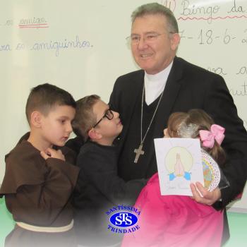 Dom Nélio, Bispo Diocesano, visita o Santíssima 