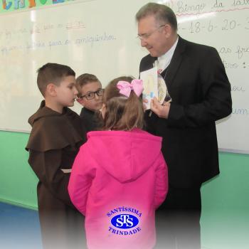 Dom Nélio, Bispo Diocesano, visita o Santíssima 