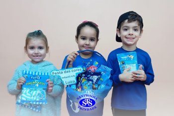 Crianças celebram Festa das Cores no Parque Franciscano com brincadeiras