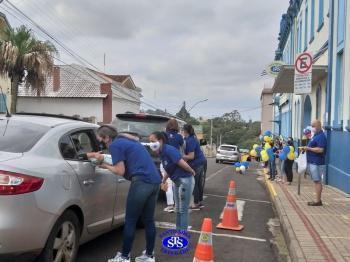 ** | Drive Thru do Bem   ......................                das 16h às 17h