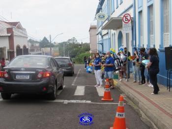 ** | Drive Thru do Bem   ......................                das 16h às 17h