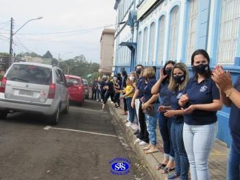 ** | Drive Thru do Bem   ......................                das 16h às 17h