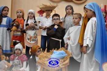 Celebração de Natal relembra o primeiro presépio criado no mundo | 1º ano
