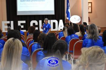 Professores retornam ao Colégio para participar das reuniões pedagógicas