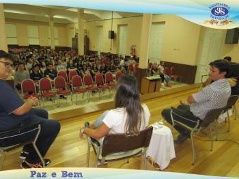 Ensino Médio - Painel com ex-alunos