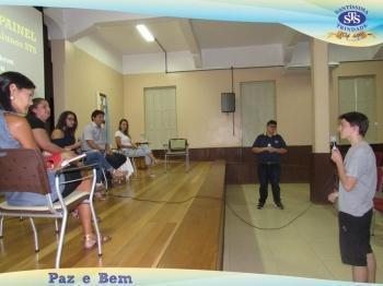 Ensino Médio - Painel com ex-alunos