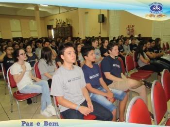 Ensino Médio - Painel com ex-alunos