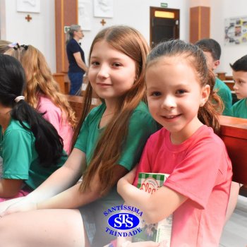 Momentos de convivência entre as turmas e reflexão sobre a vida nova marcam as Celebrações de Páscoa dos estudantes dos Anos Iniciais
