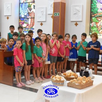 Momentos de convivência entre as turmas e reflexão sobre a vida nova marcam as Celebrações de Páscoa dos estudantes dos Anos Iniciais