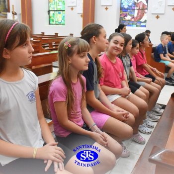 Momentos de convivência entre as turmas e reflexão sobre a vida nova marcam as Celebrações de Páscoa dos estudantes dos Anos Iniciais