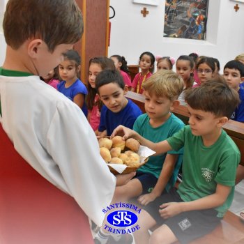 Momentos de convivência entre as turmas e reflexão sobre a vida nova marcam as Celebrações de Páscoa dos estudantes dos Anos Iniciais