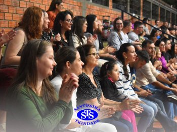 Homenagens às Mães | 1º e 2º ano