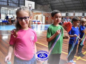 Homenagens às Mães | 1º e 2º ano