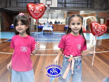Homenagens às Mães | 1º e 2º ano