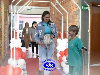 Homenagens às Mães | 1º e 2º ano