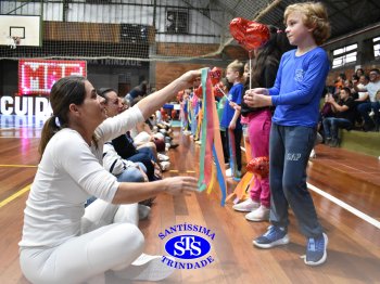 Homenagens às Mães | 1º e 2º ano