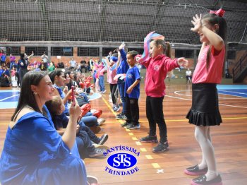 Homenagens às Mães | 1º e 2º ano