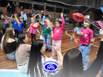 Homenagens às Mães | 1º e 2º ano
