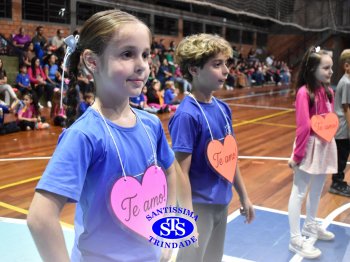 Homenagens às Mães | 1º e 2º ano