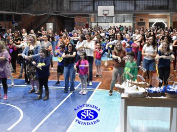 Homenagens às Mães | 1º e 2º ano