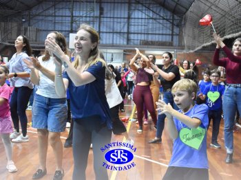 Homenagens às Mães | 1º e 2º ano