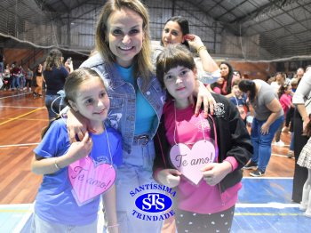 Homenagens às Mães | 1º e 2º ano