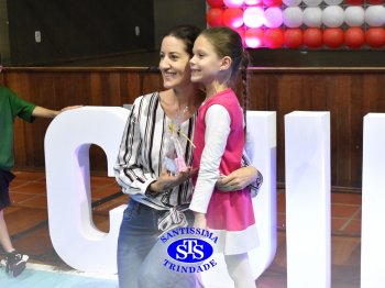Homenagens às Mães | 1º e 2º ano