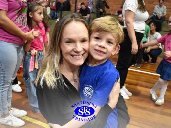 Homenagens às Mães | 1º e 2º ano