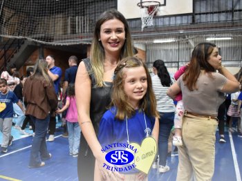 Homenagens às Mães | 1º e 2º ano