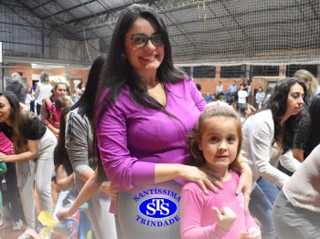 Homenagens às Mães | 1º e 2º ano