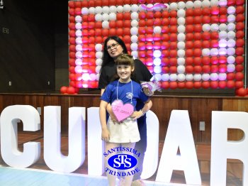 Homenagens às Mães | 1º e 2º ano