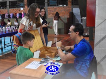 Homenagens às Mães | 1º e 2º ano