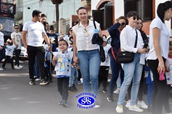 Caminhada Franciscana pela Paz reúne comunidade educativa