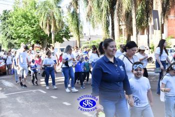 Caminhada Franciscana pela Paz reúne comunidade educativa
